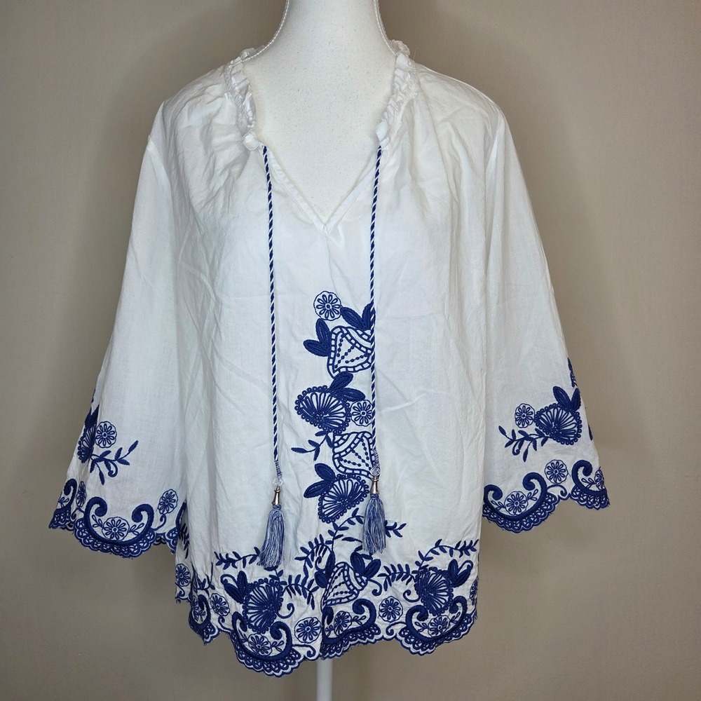 Chicos White Blue Floral Embroidered Peasant Blouse Tassel Scalloped Top Size 2